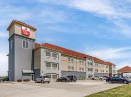 Best Western Plus MidAmerica Hotel，位于Mascoutah的酒店