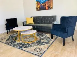 Blue Diamond Apt 26th St Unit 4