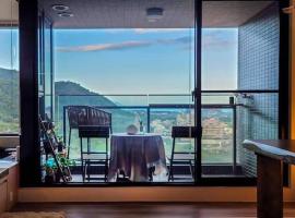 浮雲投影海景溫泉，位于头城的酒店