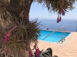 HRlos Piratas - Ferien Haus La Palma - GOOD WLAN !!，位于蒂哈拉费的住宿加早餐旅馆