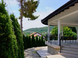 вила Ема Балчик - villa Ema Balchik，位于巴尔奇克的酒店