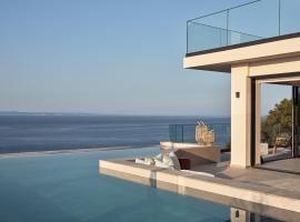 Bardo Villa, 180° of Endless Blue, By ThinkVilla，位于阿凯松的酒店