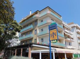 Hotel Nettuno，位于索托马里纳的酒店