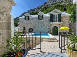Authentic Stone Villa Topola with swimming pool