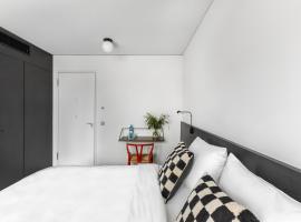 numa I Savi Rooms & Apartments，位于柏林维尔莫斯多夫大街地铁站附近的酒店