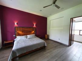 Hotel Camino del Bosque Atlixco，位于阿特利斯科的酒店