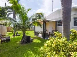 Family-Friendly Miami Oasis with Patio and Yard!
