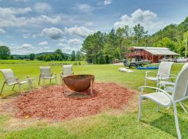Norfork Studio Cabin Fishing, Kayaking and More!，位于Norfork的酒店