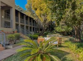 Amoris Guesthouse In Waterkloof Ridge