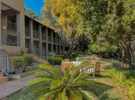 Amoris Guesthouse In Waterkloof Ridge，位于比勒陀利亚的旅馆