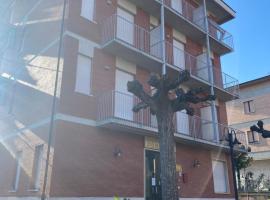 Hotel Ferrara，位于基安奇安诺泰尔梅的酒店