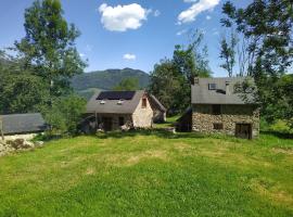 Gîte en pleine nature accès 4x4 ou à pied，位于Les Bordes-sur-Lez的酒店