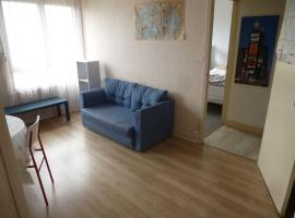 T3 lumineux 50 m² 5min de CHU FAC STADE TRAM，位于第戎的自助式住宿