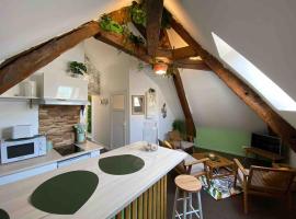 Sous les tropiques d’Ablis，位于Ablis的酒店