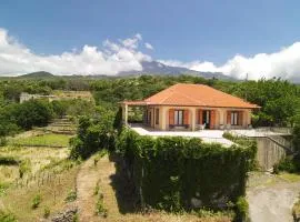 Le Vigne - Villa overlooking Etna