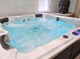 乐切瓦尔布兰克酒店，位于阿尔勒的酒店