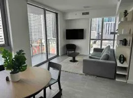 Miami Downtown Comfy Condo-Hotels in a luxury modern building