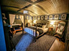 Sheddington Manor - 2 Bedroom Guest House & Cinema，位于贝尔法斯特的旅馆