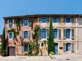 Au Ralenti du Lierre，位于Beaumettes的酒店