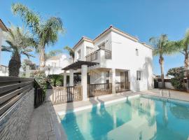 Villa Lynn Chill Out Seaview，位于阿依纳帕的酒店