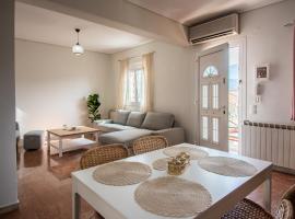 Argostoli Heart:A Perfect Escape，位于阿尔戈斯托利翁的海滩短租房