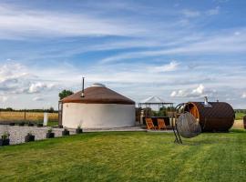 Jurtowe Wzgórze Glamping，位于Grabinek的豪华帐篷