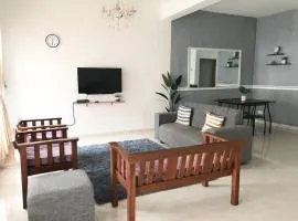 Julia Homestay Taman Tasik Utama MiTC
