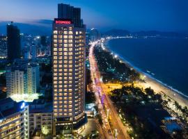 Comodo Nha Trang Hotel，位于芽庄的酒店