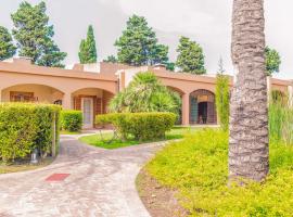 ALTAFIUMARA ISOLE 4*，位于Cannitello的酒店