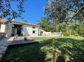 Gîte de charme en Drôme Provençale - La Saulée，位于Souspierre的酒店