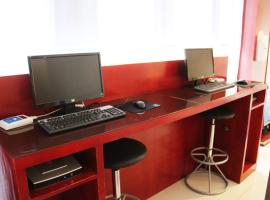 汉庭酒店孝义大众路店，位于孝义的酒店