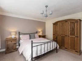 Broomfield Cottage Nr Pickering - DOGS STAY FOR FREE