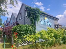 Domki Letniskowe Blue Sky 2，位于里沃的酒店