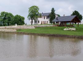 Hotel Château Šarkan，位于Šarkan的酒店