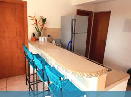 Posada Villa Mayo Apartamento Familiar a 5 Min de Playa Parguito，位于Paraguachiparque el aqua附近的酒店