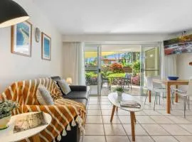 Pet friendly walk to Hastings St or Noosa River 11ATS