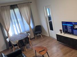 Commerce à proximité et 10 minute de la gare，位于诺瓦西勒塞克的酒店