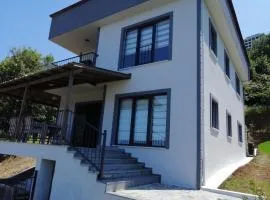 Kiralık Lüx Deniz Manzaralı Bahçeli Villa/Luxury Sea View Garden Villa for Rent