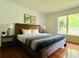 Letitia Heights !G Stylish and Spacious Private Bedroom with Shared Bathroom