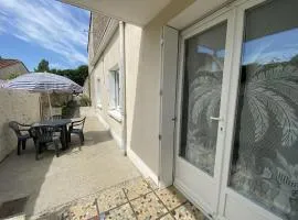 Charmante maison proche plages et centre, avec jardin et équipements complets - FR-1-709-52