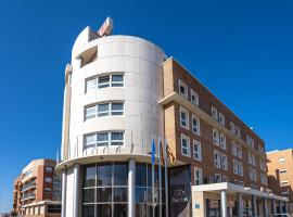 巴托斯酒店，位于阿尔穆萨费斯的酒店