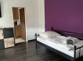 Apartment 1880