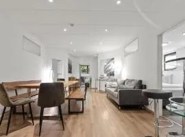 Flatista Homes - Garden House