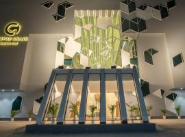Clubway Grand A Boutique Hotel，位于焦尔哈德的酒店