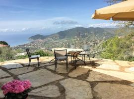 Tiny House - 180 Grad Berge und Meer - Cilentissimo，位于卡斯特拉巴特的小屋