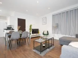 Imperial Middlesex Street Apartments
