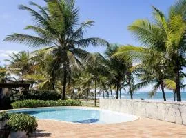 Linda casa, piscina e churrasqueira em Guarajuba