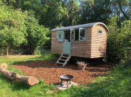 The Shepherd’s Hut，位于怀特帕里施的自助式住宿