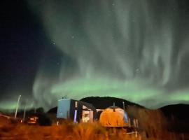 Storjord Farmstay Glamping，位于特罗姆瑟的酒店