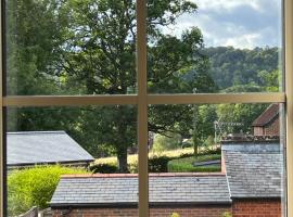 The Loft, Steep, Petersfield in Collyers Estate part of The South Downs National Park.，位于彼得斯菲尔德的公寓